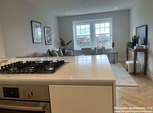 1020 Commonwealth Ave #806R, Boston, MA 02215