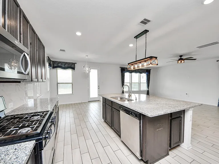 14611 Lofty Cedar Dr — Photo 3