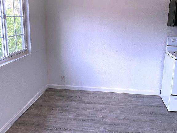 4th image of 238 Arana Dr APT D