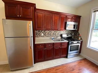 107-31 Metropolitan Ave #3R, Forest Hills, NY 11375