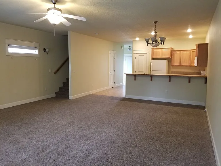 2115 S Dorothy Ave — Photo 13
