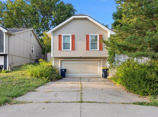 8012-8014 NW 79th Ter, Kansas City, MO 64152