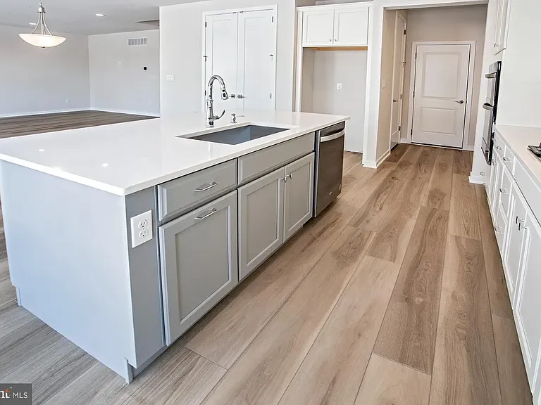 1611 N Lores Landing Rd — Photo 14