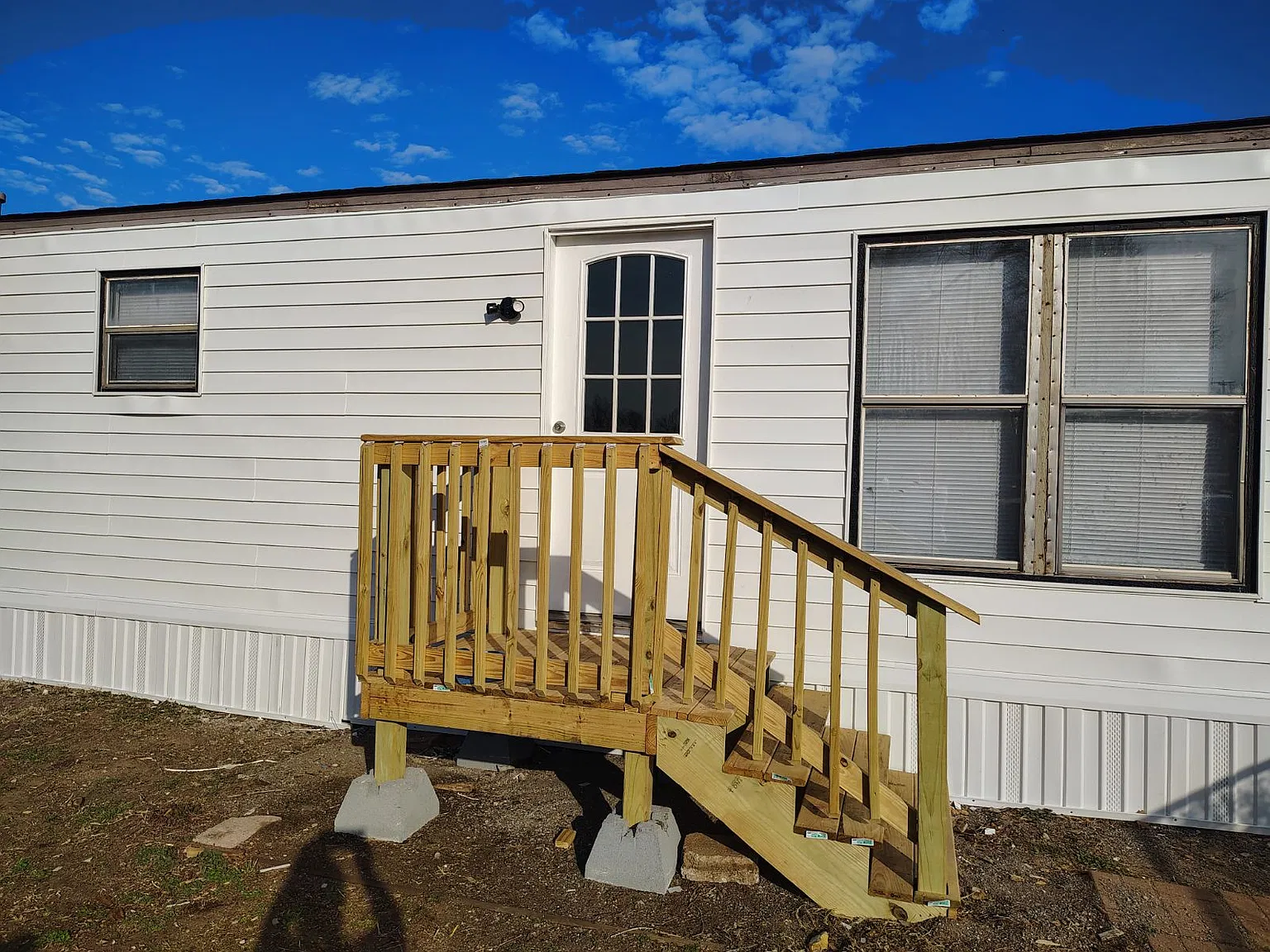 2 bed, $775 — Photo 1
