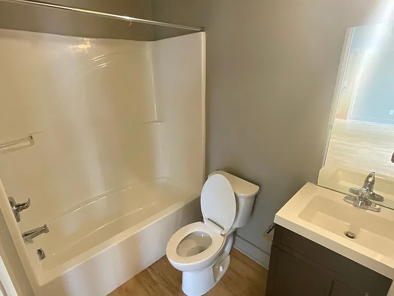 425 N Walnut St — Photo 19