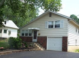 219 Madison Rd, Willow Grove, PA 19090