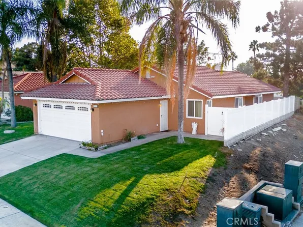 1351 Cherry Tree Rd, Colton, CA 92324