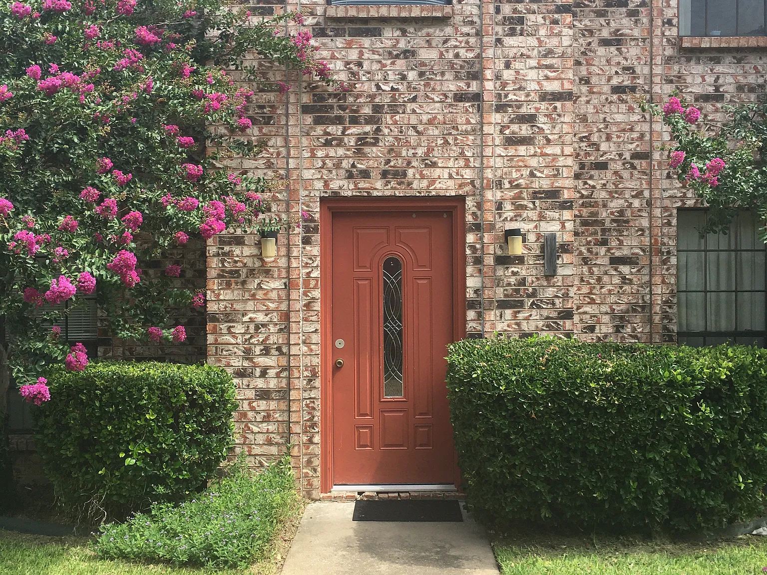 2 bed, 1000 sqft, $1,180 — Photo 1