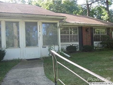1st image of 259D Huntington Dr