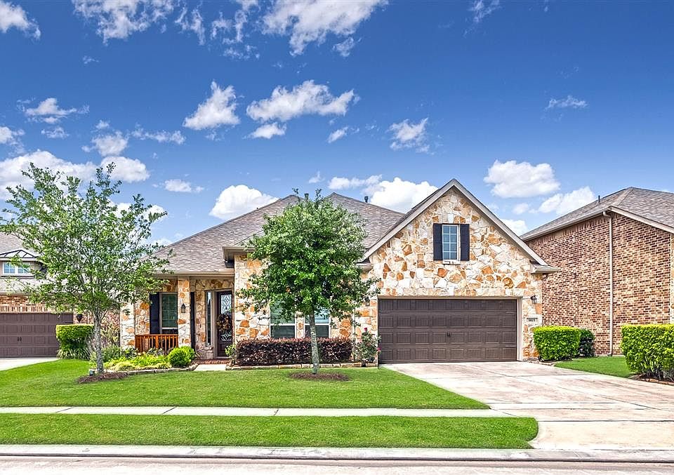 1st image of 9815 Primrose Park Ln