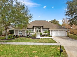 904 Cornell Ave, Clermont, FL 34711