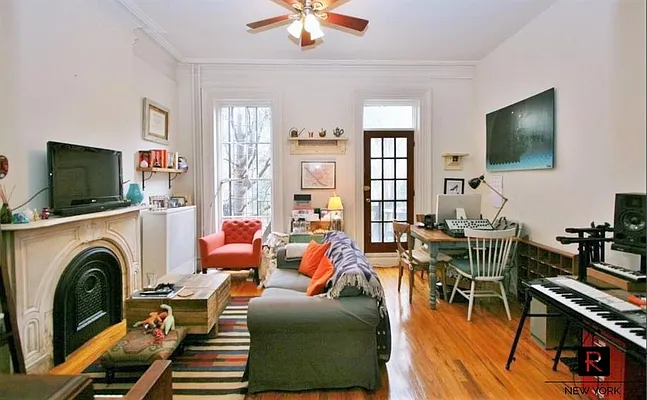 Rented by R New York | media 19