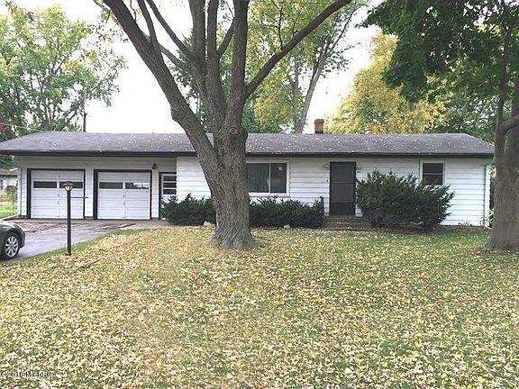 2nd image of 2692 Oakwood Ln