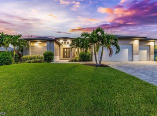 154 SW 49th St, Cape Coral, FL 33914