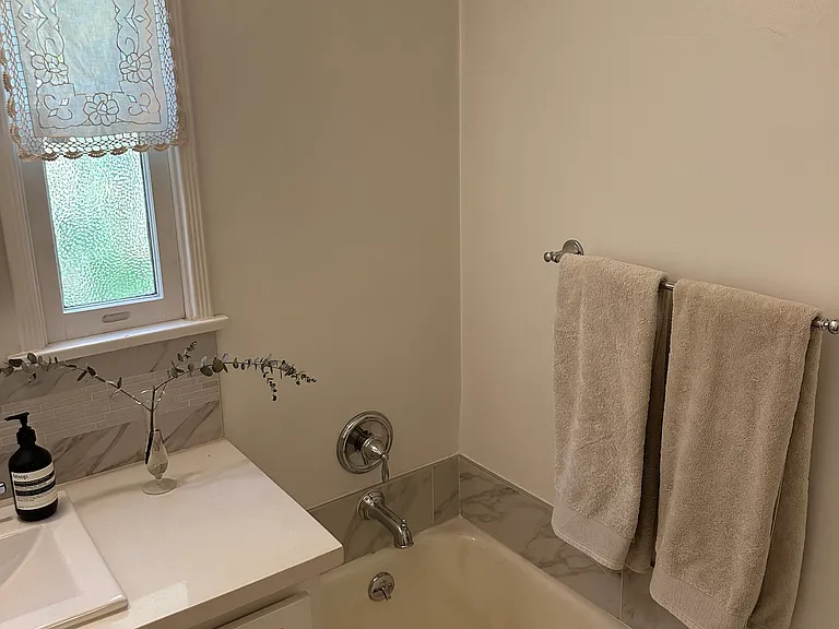 2047 S Holt Ave #1/2 — Photo 11