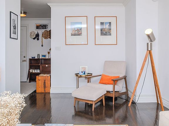 2nd image of 31 Jane St #9AB