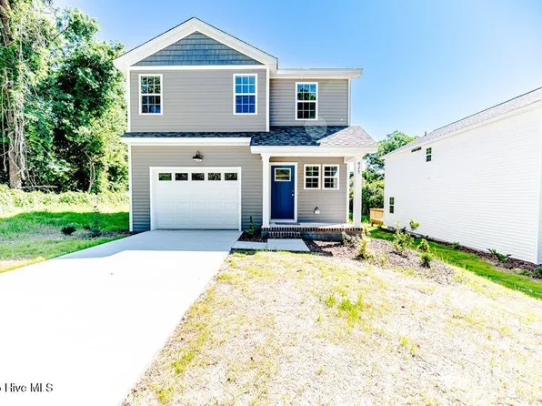 925 W Massachusetts Avenue, Southern Pines, NC 28387