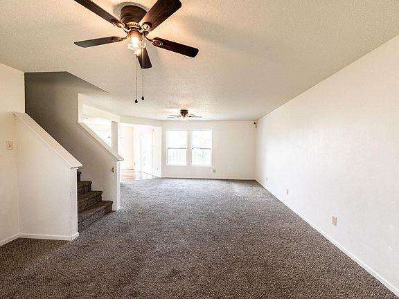 3rd image of 2636 Soule Dr