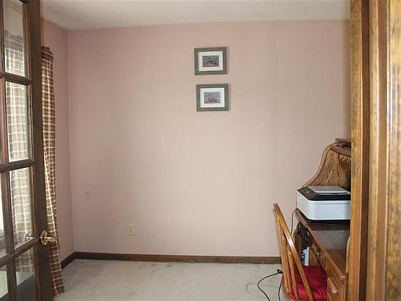 5th image of 57070 Pine View Dr