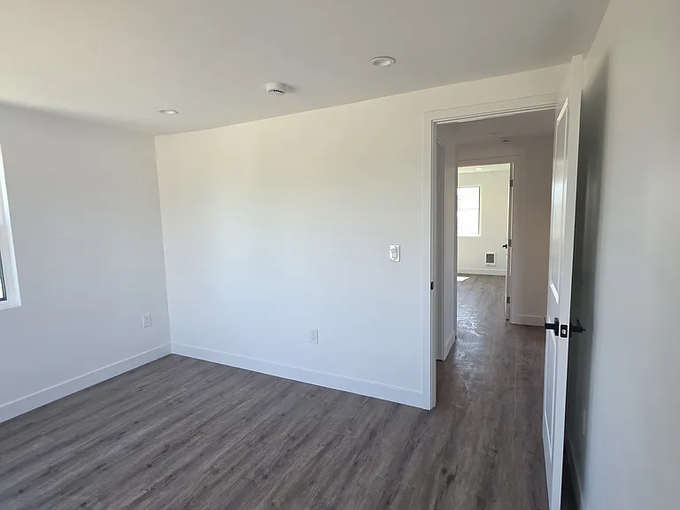 611 Silver Strand Blvd #2 — Photo 13
