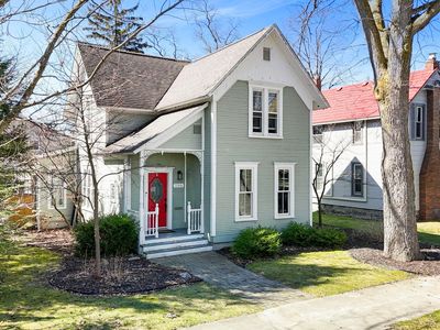 206 E 9th St, Traverse city, MI, 49684