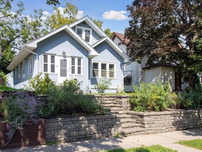 1267 Van Buren Ave, Saint Paul, MN, 55104
