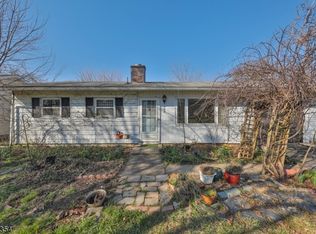 304 Brakeley Ave, Phillipsburg, NJ 08865