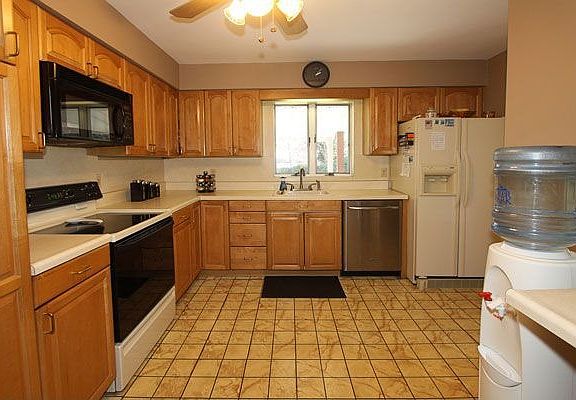5th image of 1812 Park Ave