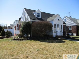 95 Hermann Ave, Carteret, NJ 07008