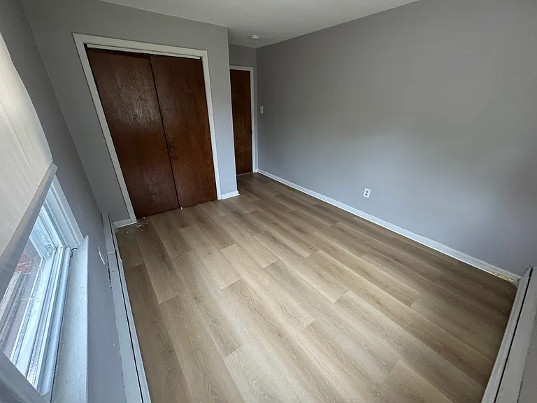 7830 Oxford Ave #B — Photo 8
