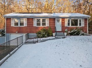 112 Gager Rd, BOZRAH, CT 06334