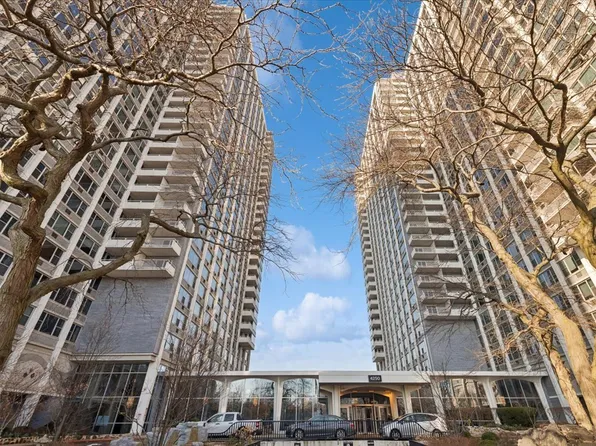 4250 N Marine Dr APT 835, Chicago, IL 60613