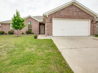 8016 Splitrail Ct, Arlington, TX 76002