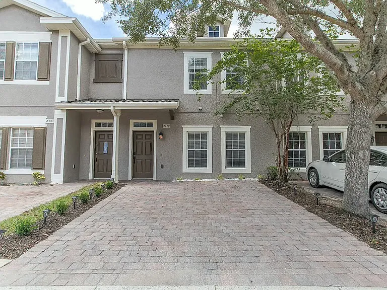 2479 Caravelle Cir — Photo 5