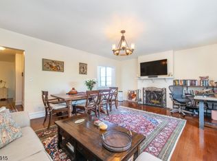 100 E Palisade Ave APT D45, Englewood, NJ