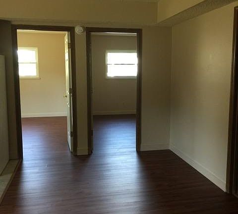 2nd image of 202 E Allen St APT 3