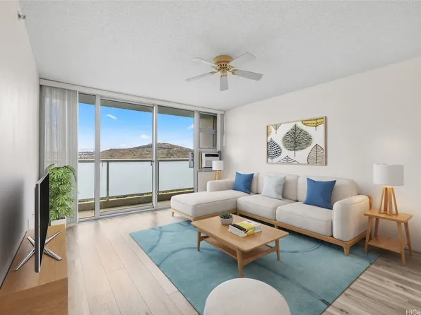 3009 Ala Makahala Pl APT 905, Honolulu, HI 96818