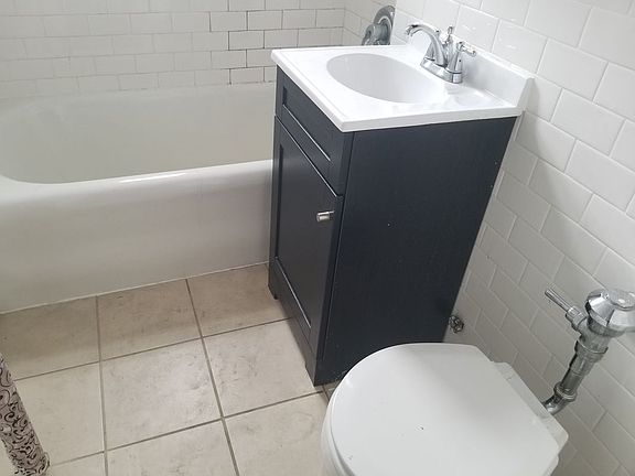 3rd image of 3285 33rd St APT B6