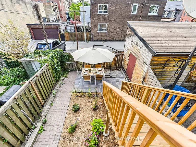 90 Tecumseth St #UPPER — Photo 18