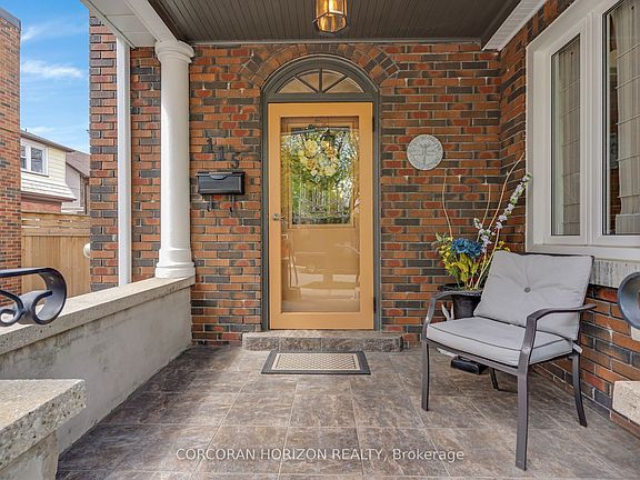 3rd image of 115 Filbert St