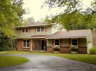 10711 Shaner Ave NE, Rockford, MI 49341
