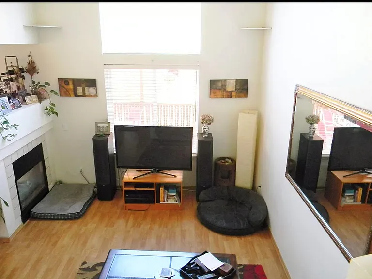 641 W 114th Pl — Photo 8