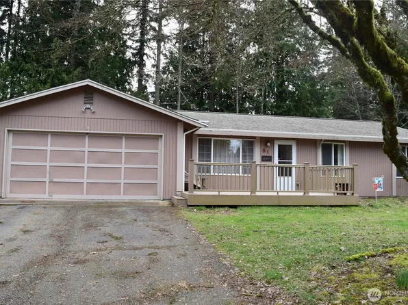 81 NE Conifer Drive, Bremerton, WA 98311