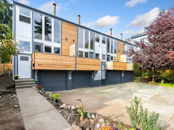 8831 Midvale Avenue N, Seattle, WA 98103