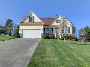 2022 King View Loop, Sevierville, TN 37876