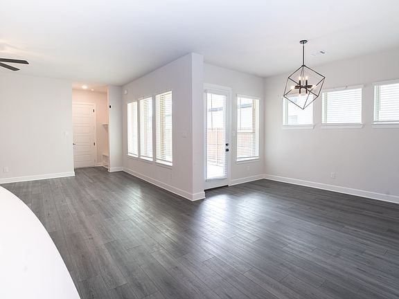 3rd image of 9324 Trammel Davis Rd