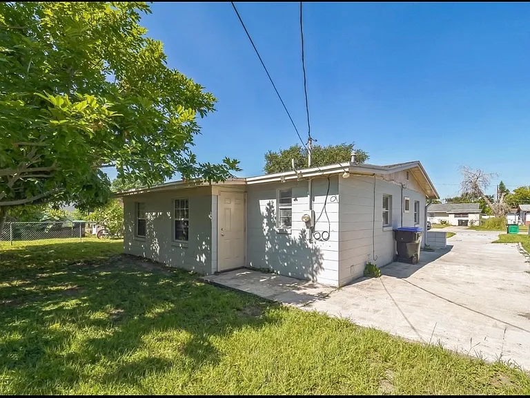 7617 Udine Ave — Photo 29