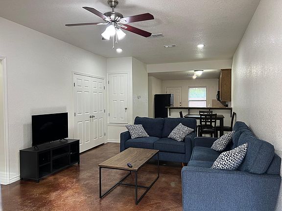 4th image of 211 Watts Ln