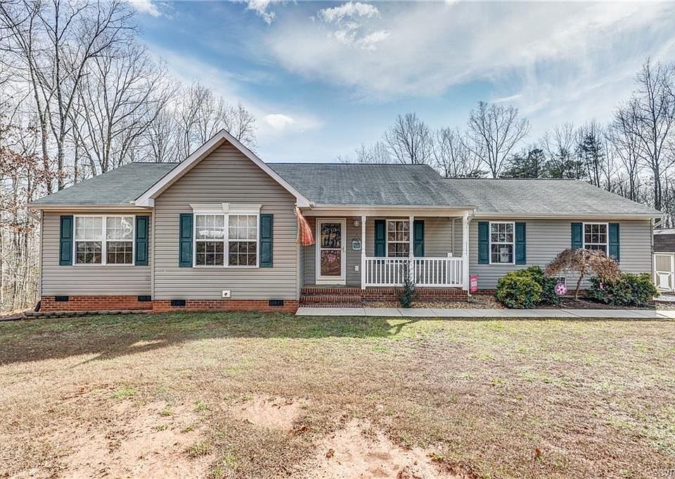 1st image of 678 Hidden Farm Dr