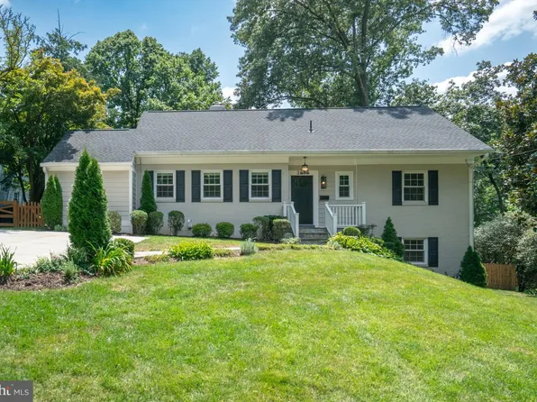 3614 Tupelo Pl, Alexandria, VA 22304